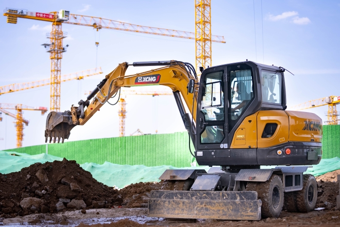 零碳机。”蛲黄苖g挖机护航超级工程